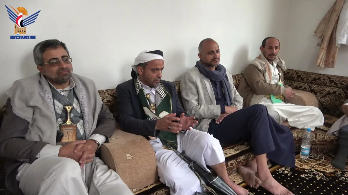 وكيل أول أمانة العاصمة يُدشّن زيارات أسر الشهداء بمديرية الصافية