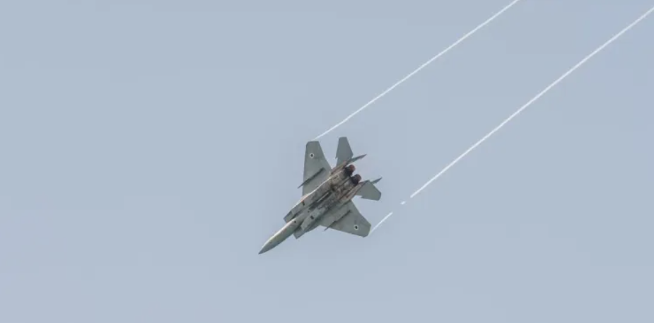 سوريا.. تحليق مكثّف لطيران العدو الإسرائيلي في أجواء ريفي القنيطرة ودرعا