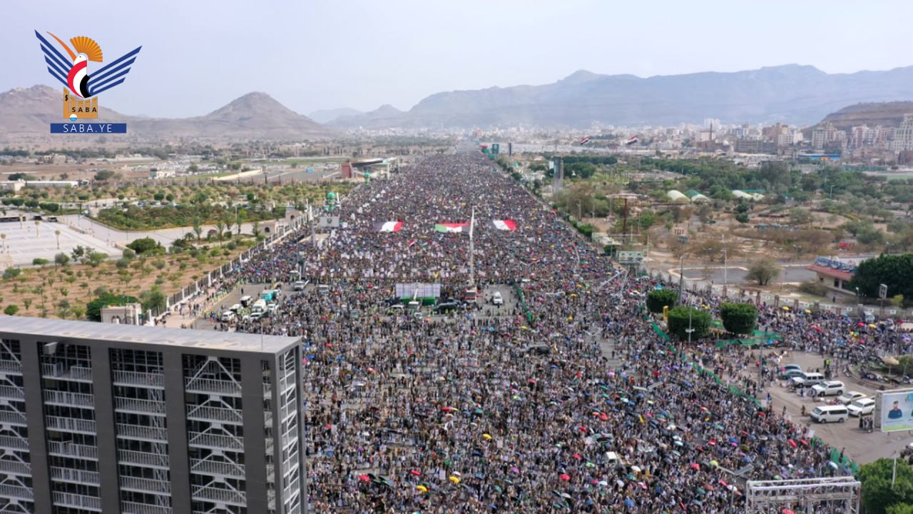 طوفان بشري بالعاصمة صنعاء في مليونية "مع غزة جهاد وثبات لمواجهة أبشع إبادة وأخبث مؤامرات"