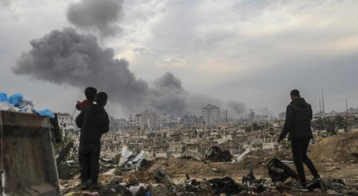 استشهاد فلسطيني وإصابة آخرين بقصف صهيوني لخيمة نازحين جنوبي قطاع غزة