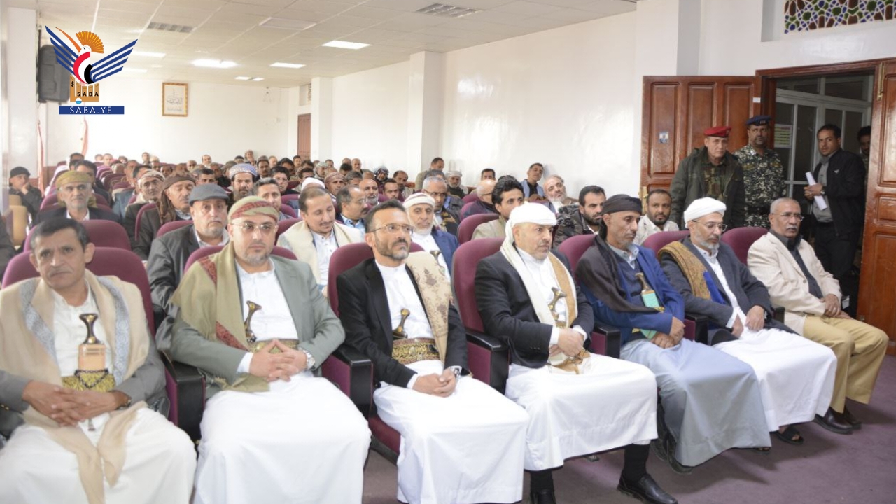 السلطة القضائية تُحيي سنوية الشهيد الرئيس الصماد وتزور ضريحه وتسلم نجله درع الوفاء