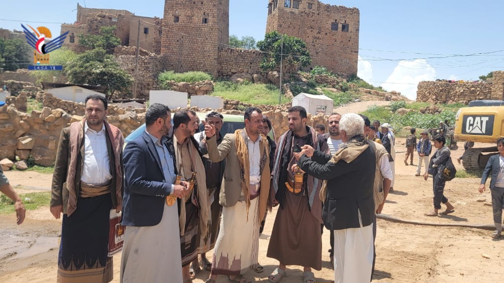 تفقد تنفيذ مشاريع المبادرات المجتمعية بمديرية مدينة المحويت