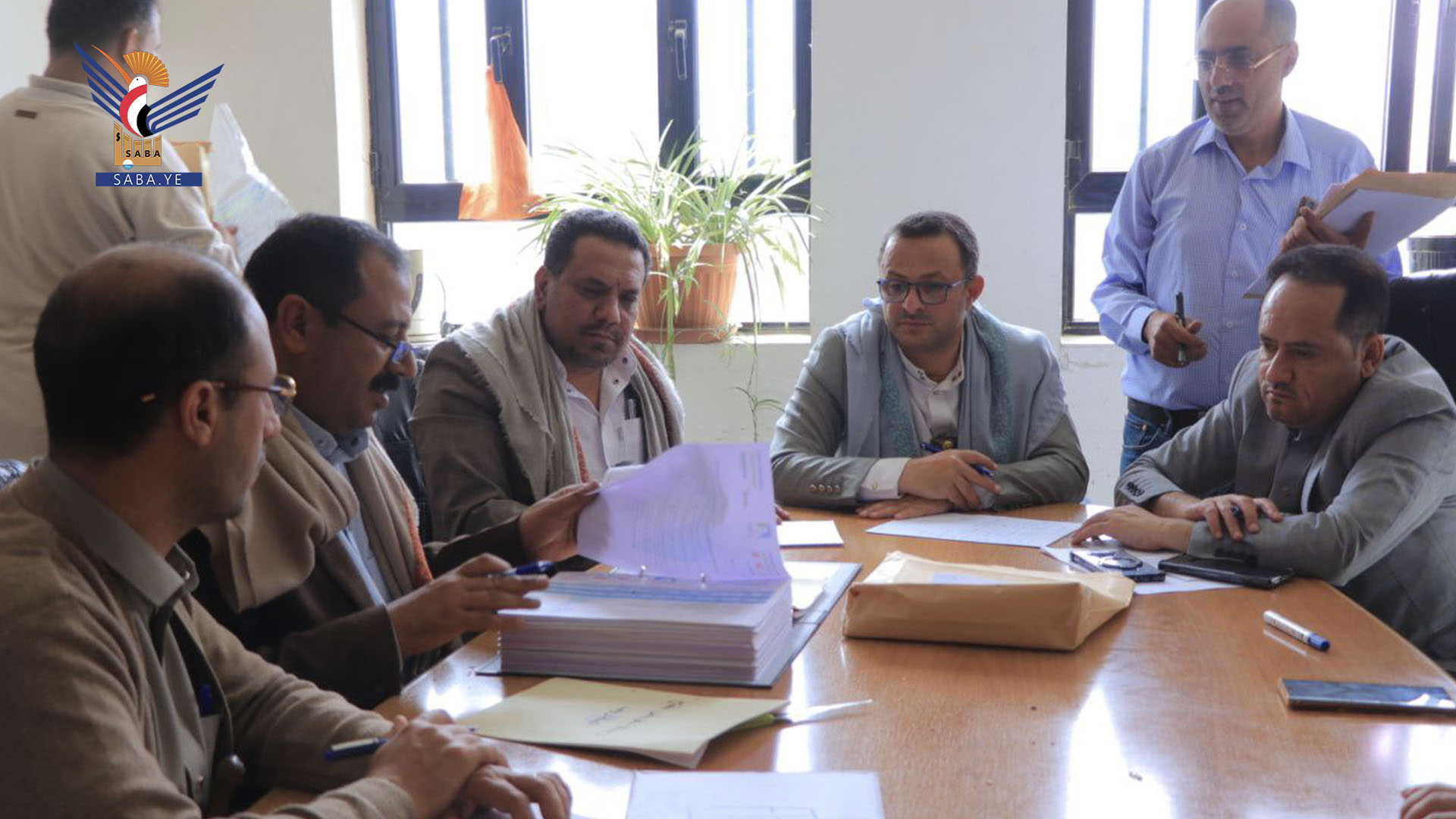 فتح مظاريف مناقصة شراء آليات وتأهيل ورشة مشروع النظافة بأمانة العاصمة