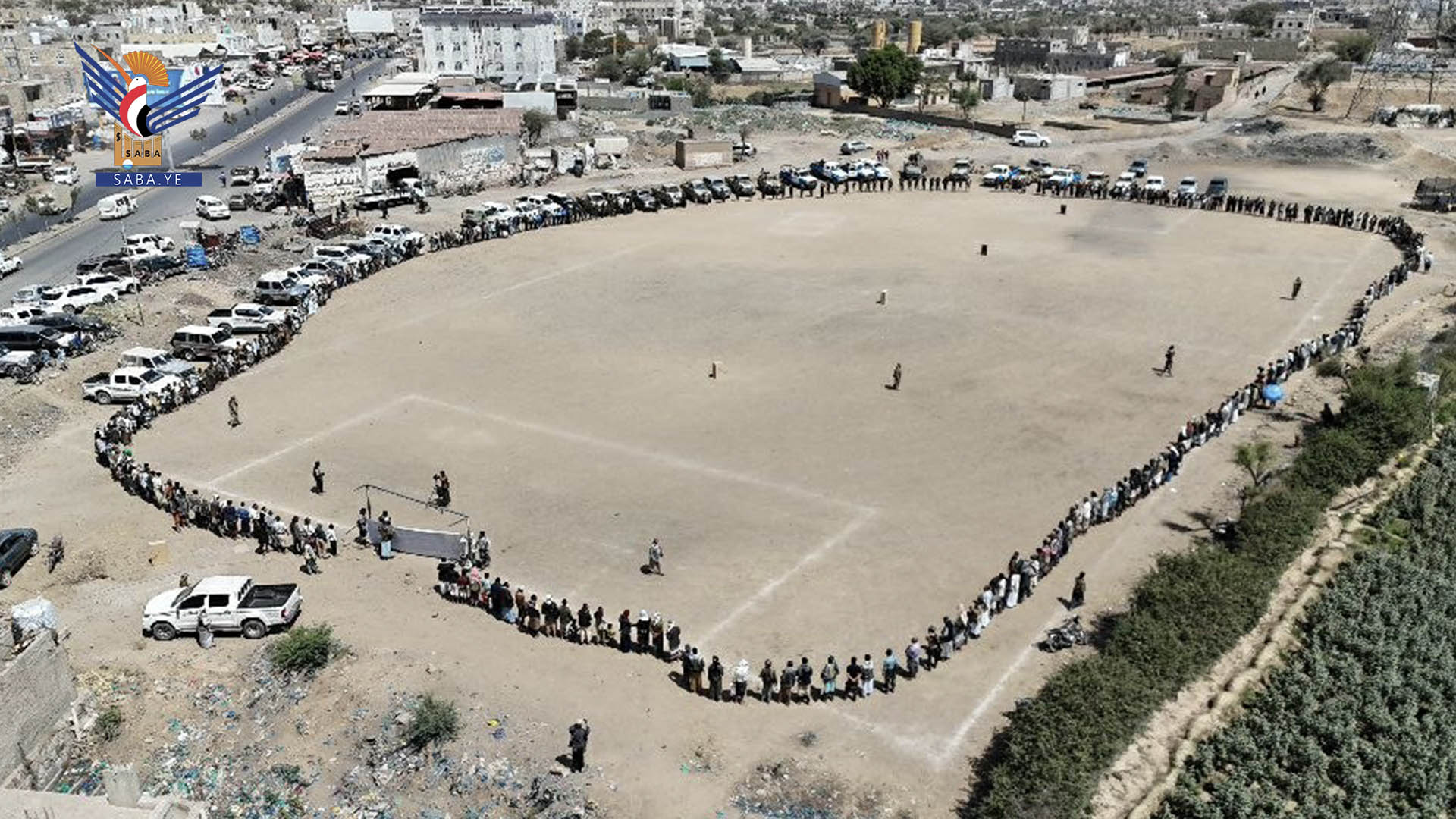 وقفة قبلية لأبناء مديريات المربع الشرقي بتعز لإعلان النفير العام دعماً لفلسطين