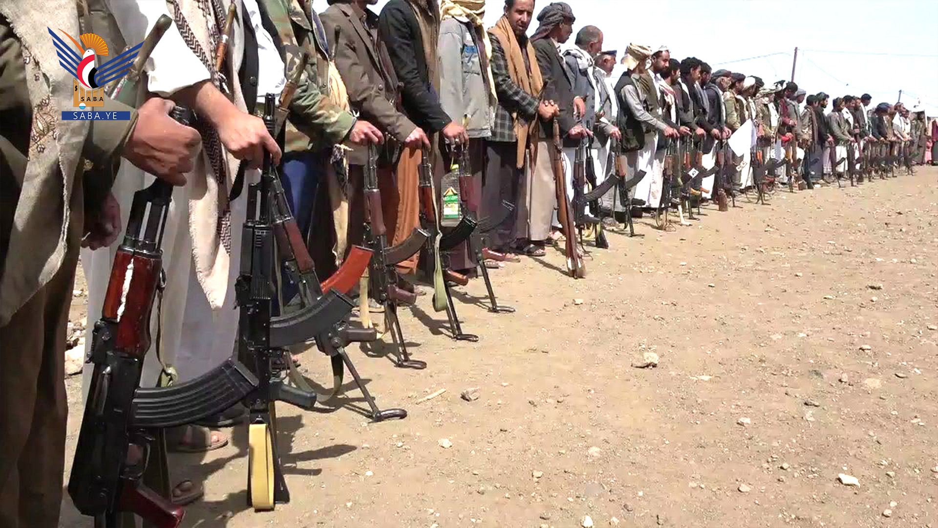 وقفات مسلحة بمديريات محافظة صنعاء إسنادًا لغزة وإعلان البراءة من الخونة