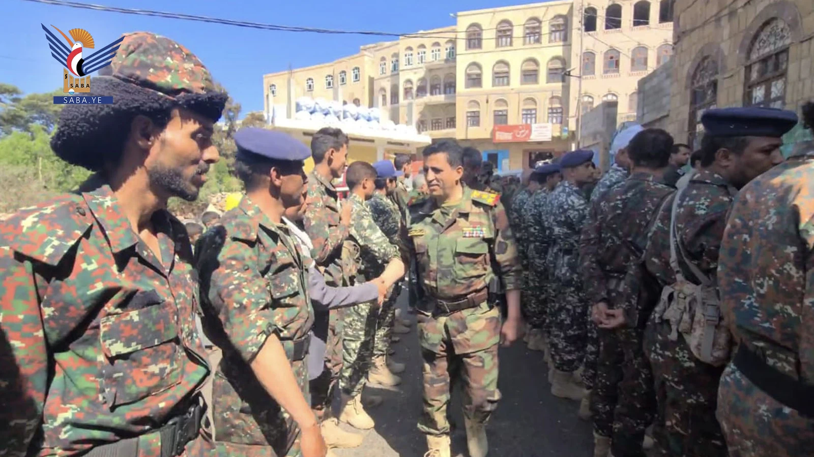 تفقد أحوال منتسبي الوحدات الأمنية بالمحويت