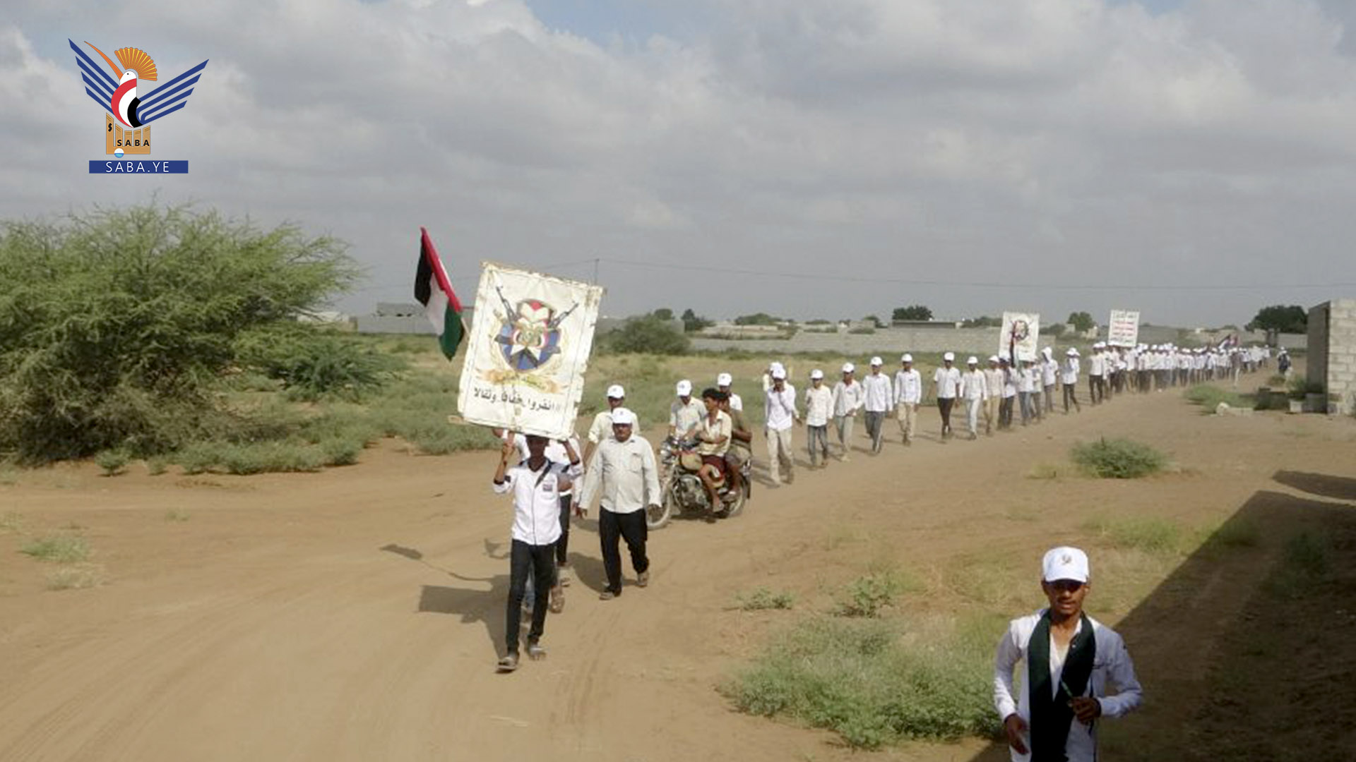 مسير شعبي لدفعة من خريجي طوفان الأقصى بمديرية الزيدية بالحديدة