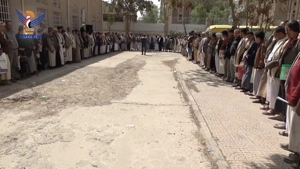 وقفة للقطاع التربوي بصنعاء تنديدًا بجرائم التجويع والإبادة بحق سكان غزة