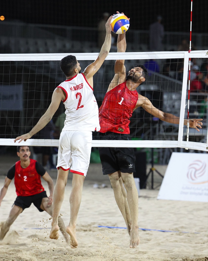 المنتخب العماني للكرة الطائرة الشاطئية يتوج بلقب جولة غرب آسيا الرابعة للرجال
