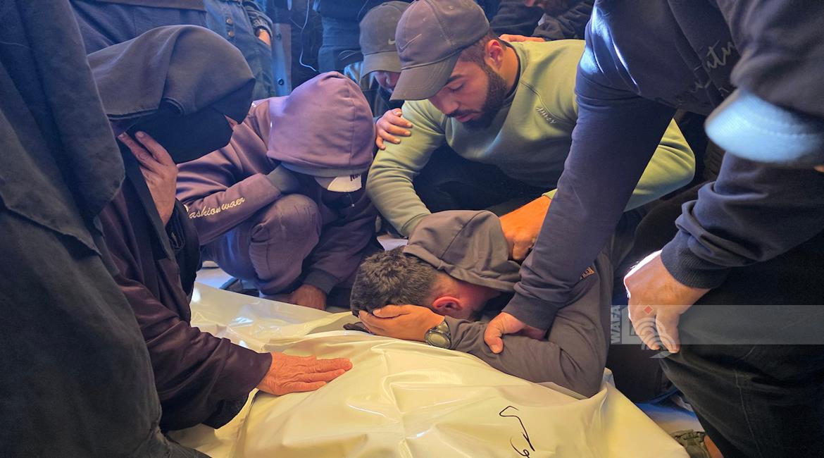 استشهاد مواطن فلسطيني وإصابة آخرين بقصف طائرة مسيرة للعدو الإسرائيلي جباليا البلد