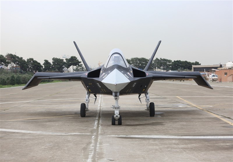 إيران.. مُسيّرة "قاهر" تجري اختبارات الطيران وازاحة الستار قريباً عن مروحية قتالية