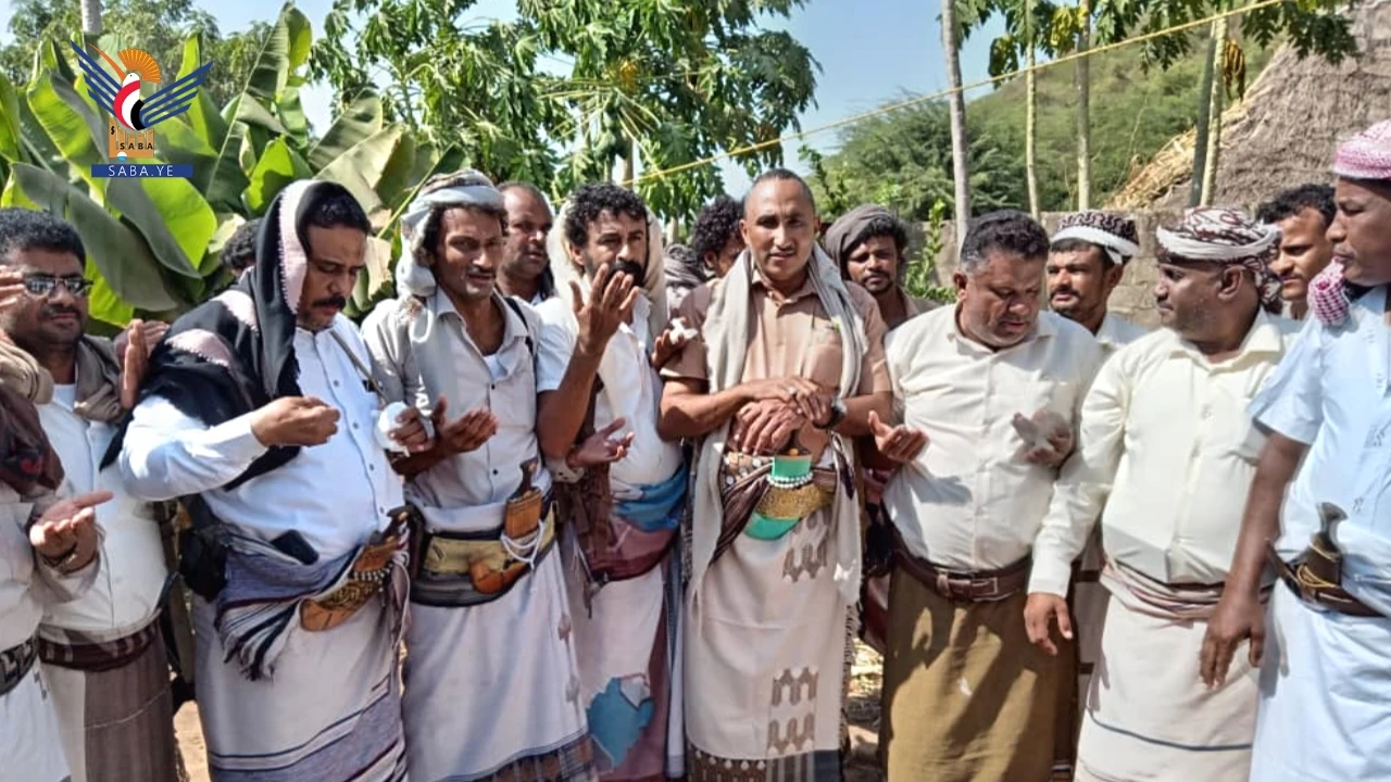 محافظ الحديدة يطلّع على سير مشروع مياه الجنبعية بمديرية بيت الفقيه