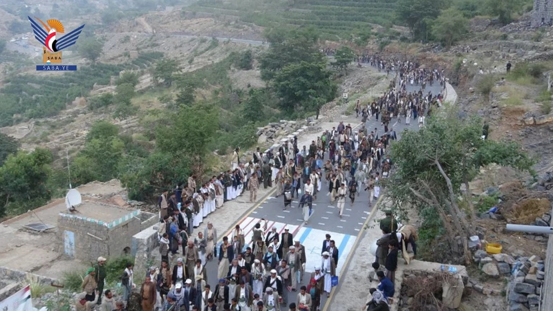 عرض شعبي ومسيرات في حجة بالذكرى الثانية لعملية طوفان الأقصى