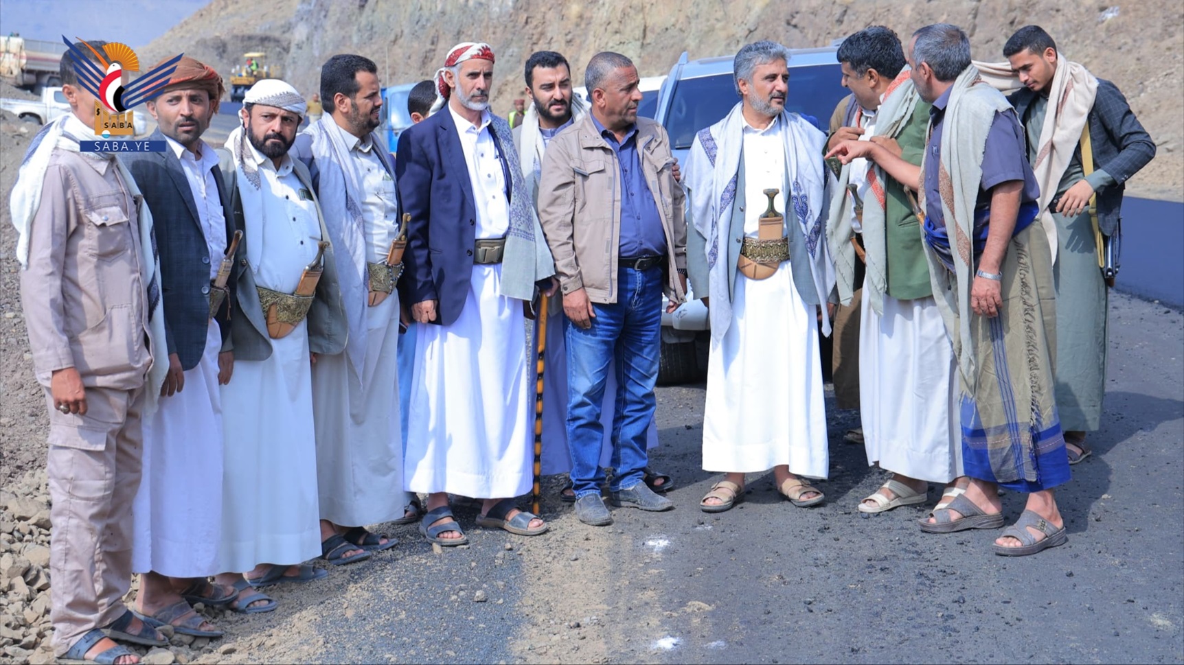 مفتاح والمداني وطعيمان يتفقدون سير العمل بمشروع طريق بني حشيش - حريب القراميش