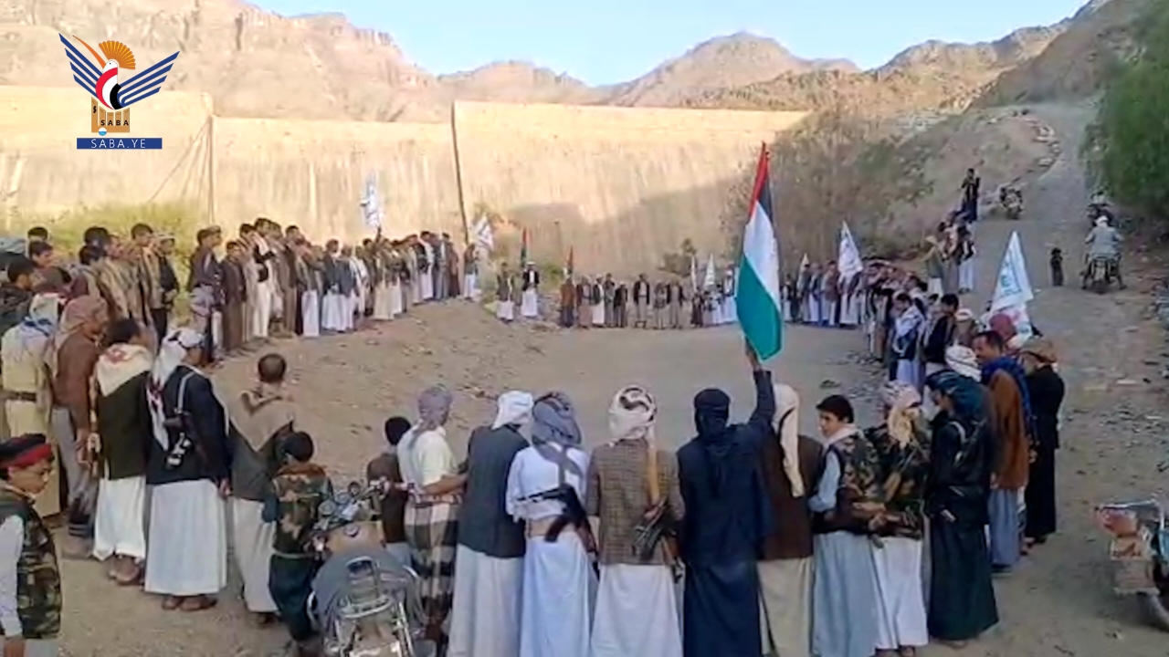 وقفات في مأرب تضامنا مع الشعب الفلسطيني