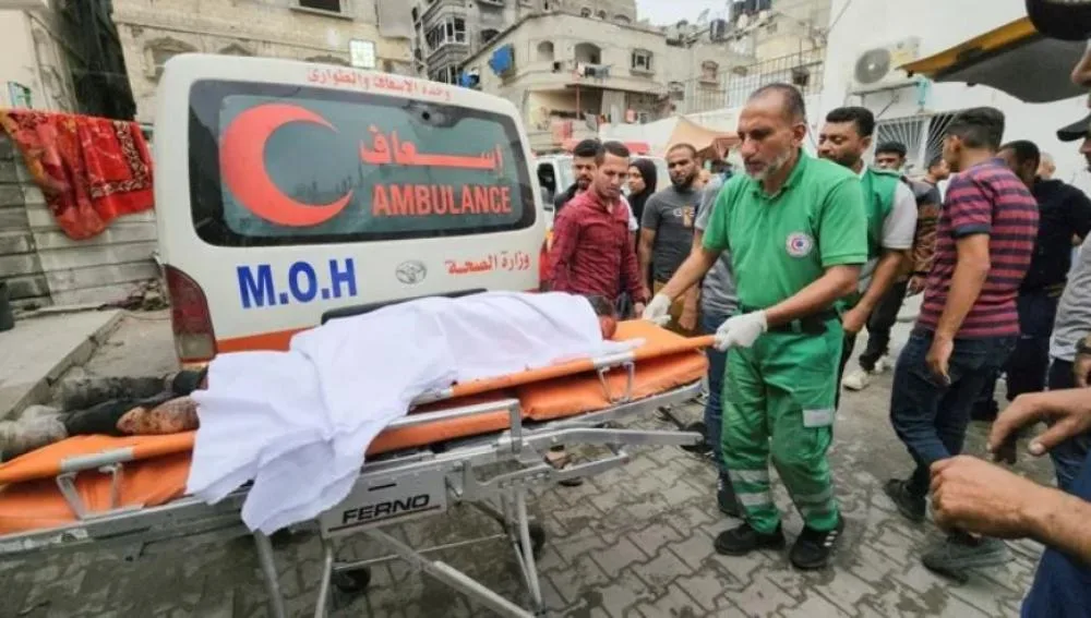 إصابة عدد من الفلسطينيين بقصف العدو الإسرائيلي مجموعة من المواطنين شمال مدينة غزة