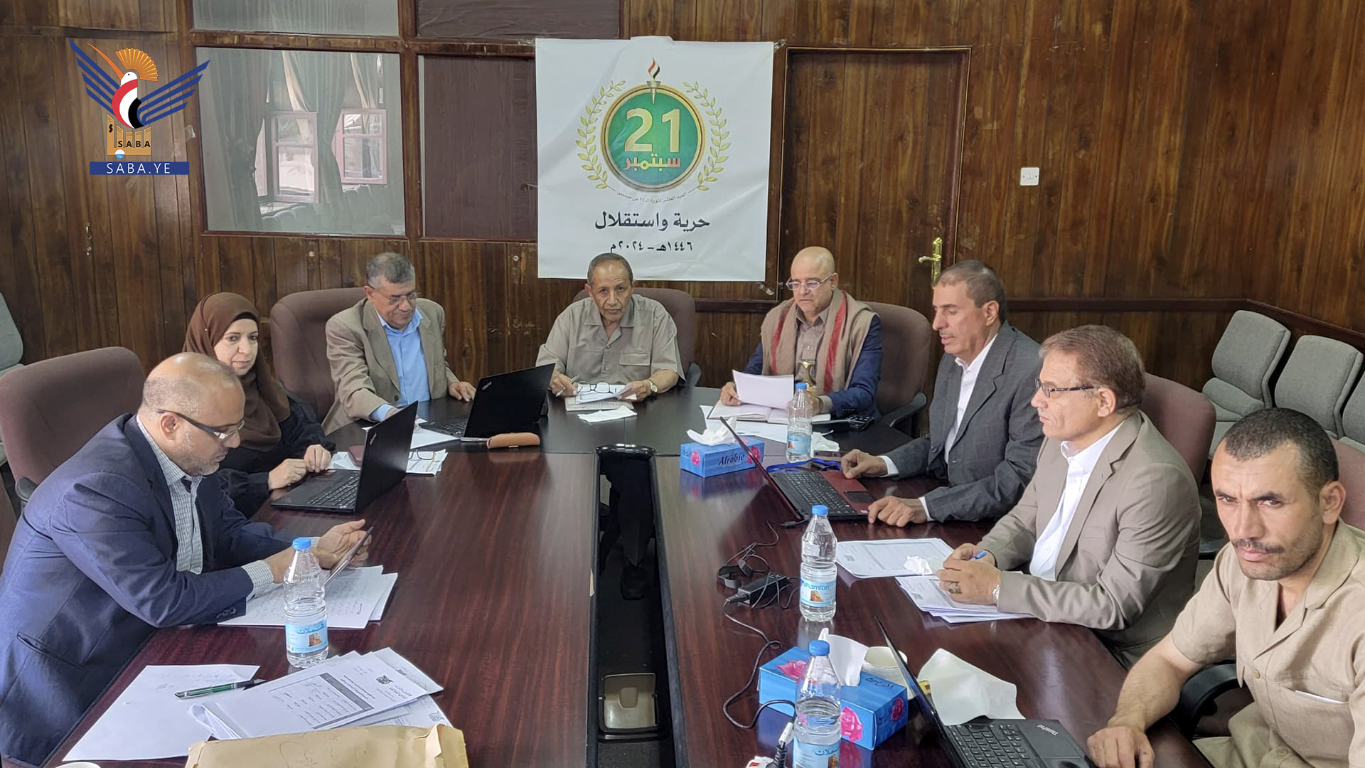 مكافحة الفساد تحيل 16 متهماً على ذمة ست قضايا فساد إلى النيابة