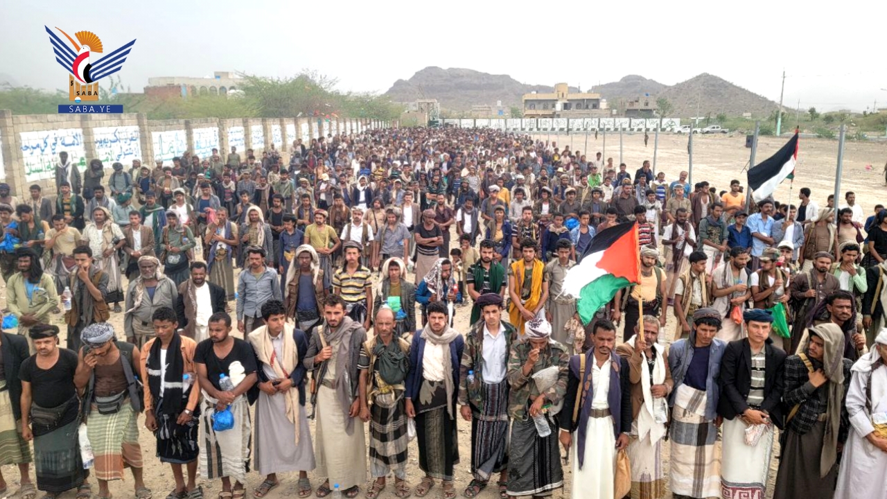 أبناء محافظة تعز يحتشدون في 67 تأكيدا على الاستمرار في نصرة غزة