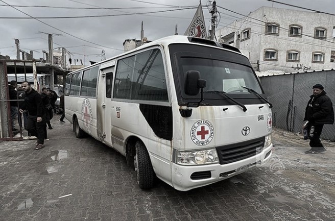 وصول 12 أسيراً من قطاع غزة إلى مستشفى شهداء الأقصى