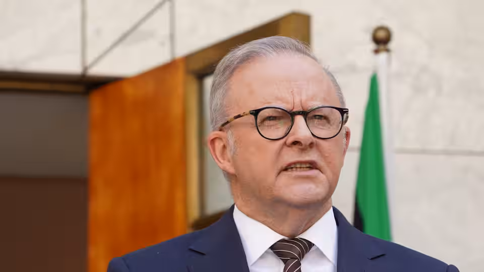 رئيس وزراء أستراليا يأمر بمراجعة أمنية في أعقاب هجوم بونداي