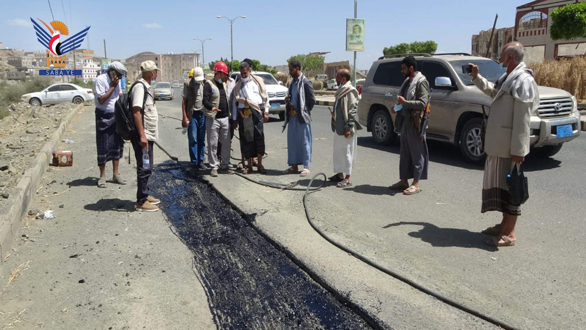 تفقد أعمال الصيانة والترميمات الاسفلتية في مدينة البيضاء