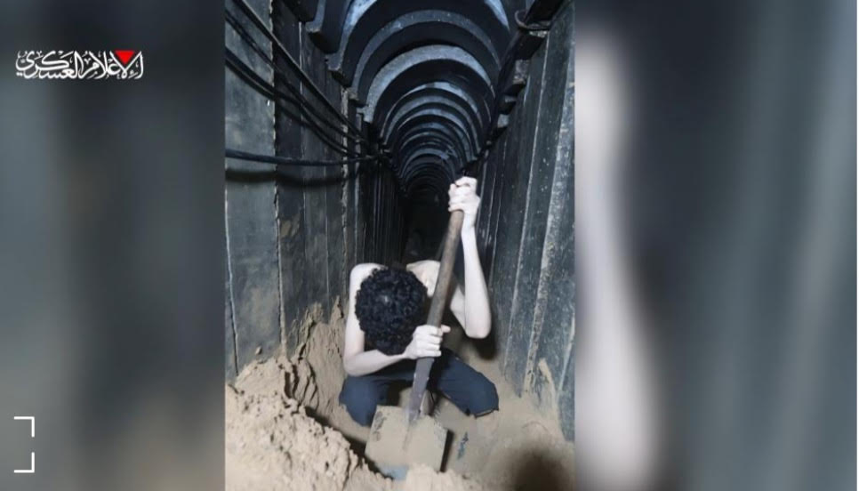 "القسام" تعرض مقطعا مصورا ثانيا للأسير الإسرائيلي ابيتار دافيد داخل نفق 