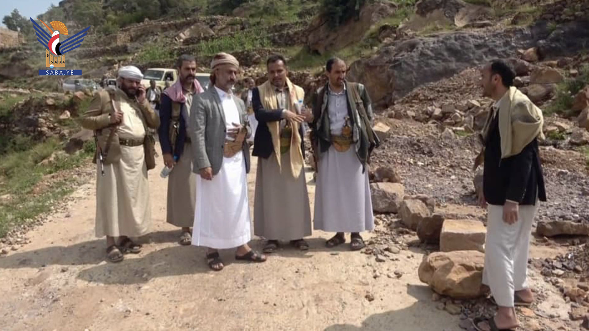  محافظ المحويت يتفقد سير العمل في مشروع مبادرة مجتمعية