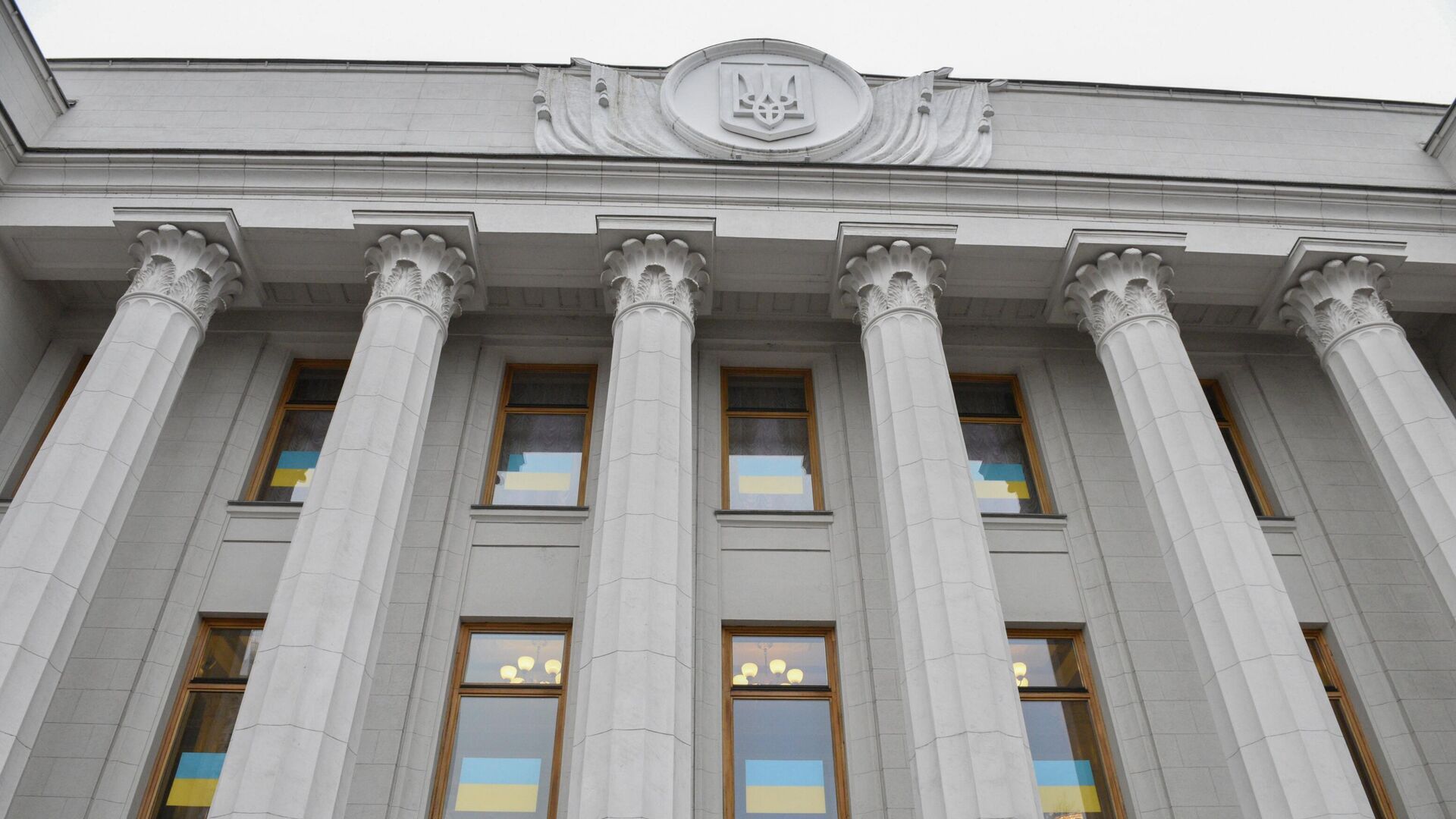 حزب أوكراني :الدين العام لأوكرانيا تضاعف 3 مرات منذ عام 2022