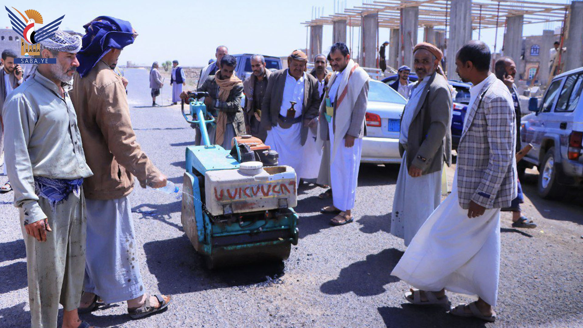 وكيل محافظة صنعاء يتفقد سير العمل في مبادرة مجتمعية في مديرية همدان