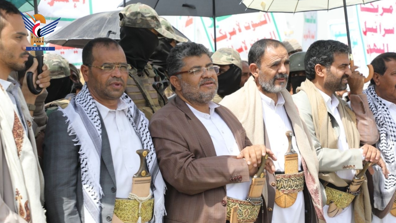  صعدة.. حشود جماهيرية في 21 مسيرة تأكيدا على التصعيد مع غزة مهما كانت التحديات