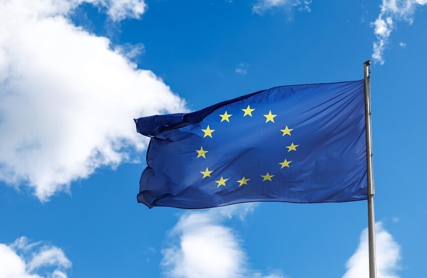 "بوليتيكو": سفراء الاتحاد الأوروبي يفشلون في الاتفاق على عقوبات جديدة ضد روسيا