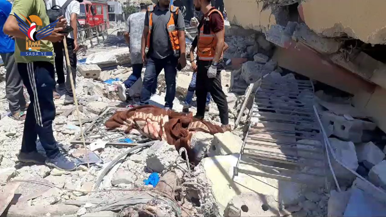 مشاهد من المجزرة الصهيونية بمدرسة مصطفى حافظ غرب مدينة غزة