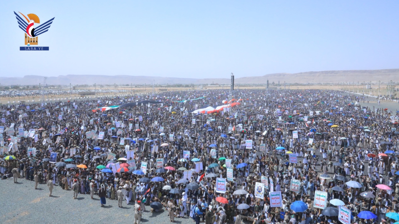 خروج حاشد في 36 مسيرة بصعدة شكرًا لله واحتفالًا بهزيمة أمريكا ونصرة لغزة