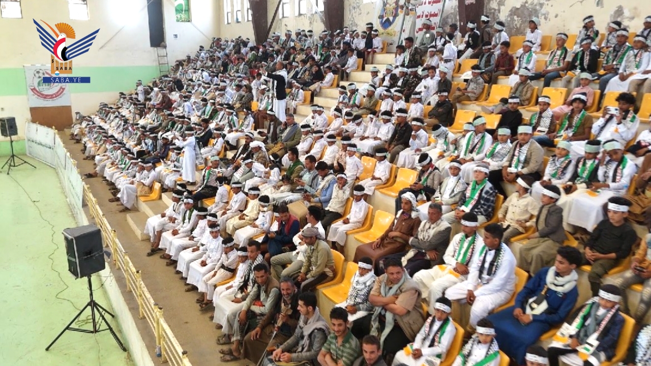 السلطة المحلية بتعز تنظم حفلاً تكريمياً لخريجي مدارس جيل القرآن