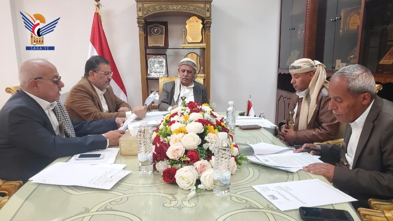 رئاسة مجلس النواب تؤكد حق إيران في مواجهة التهديدات الأمريكية