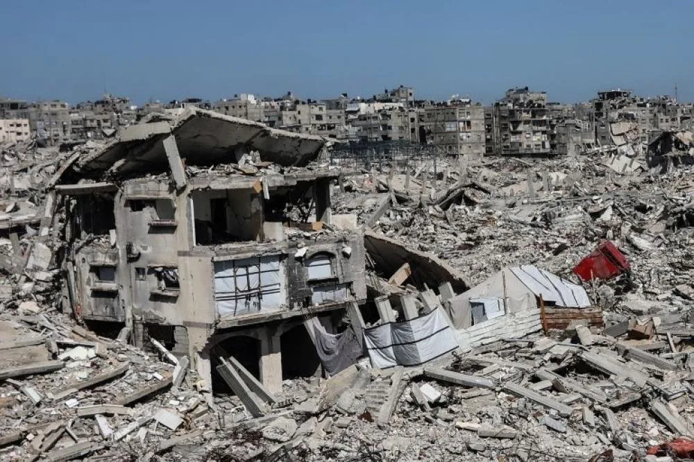 إصابة طفلة برصاص العدو الإسرائيلي وقصف يطال مناطق متفرقة في غزة