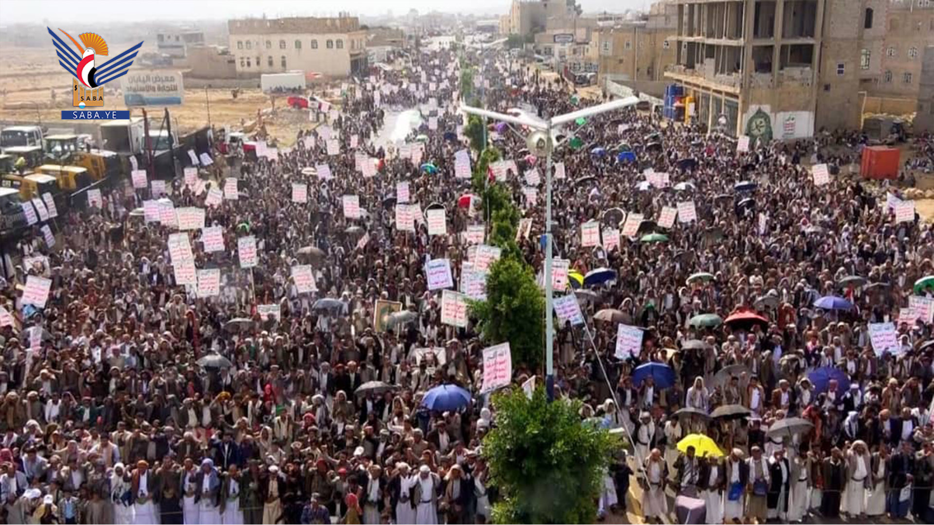 مسيرات حاشدة في 80 ساحة بعمران تؤكد لا أمن للكيان الصهيوني وغزة والأقصى تحت العدوان