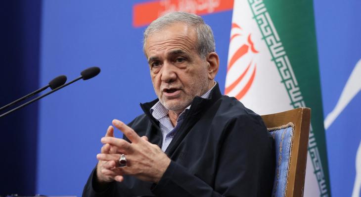 الرئيس الإيراني يؤكد التزام بلاده بالدبلوماسية ويشيد بمواقف ماليزيا وجهود باكستان   