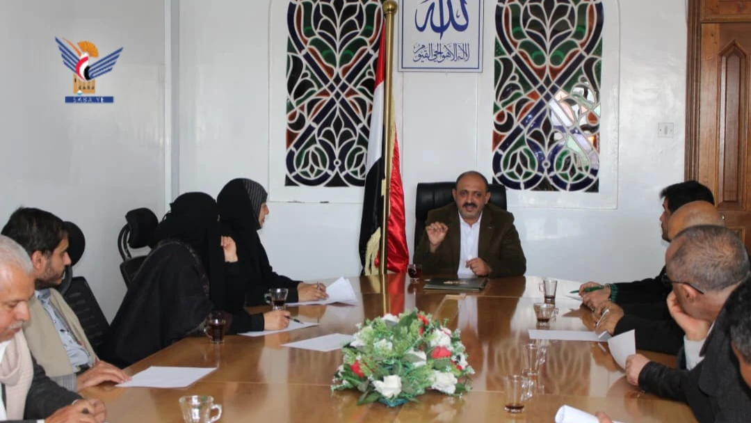 اجتماع برئاسة نائب وزير الشؤون الاجتماعية يناقش مستوى الأداء وتعزيز الخدمات الإنسانية