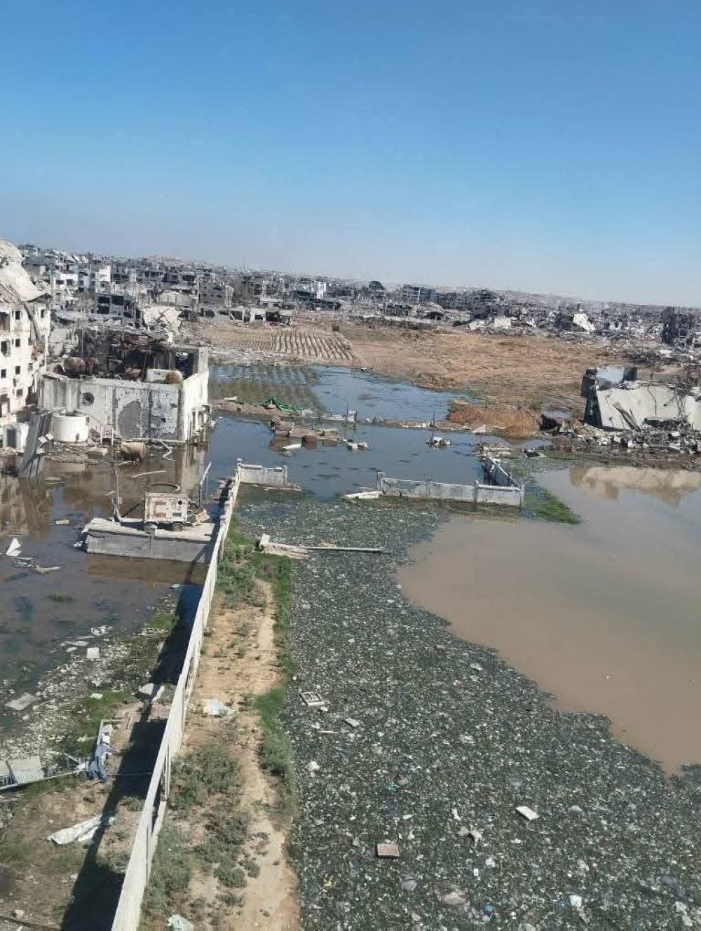بلدية غزة تحذّر من غرق مناطق في شمال وجنوب المدينة بمياه الصرف الصحي