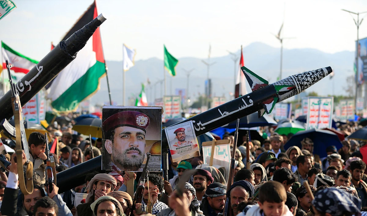 صنعاء تحذّر تل أبيب من مواصلة خرق اتفاقَي غزة ولبنان صنعاء تحذّر تل أبيب من مواصلة خرق اتفاقَي غزة ولبنان