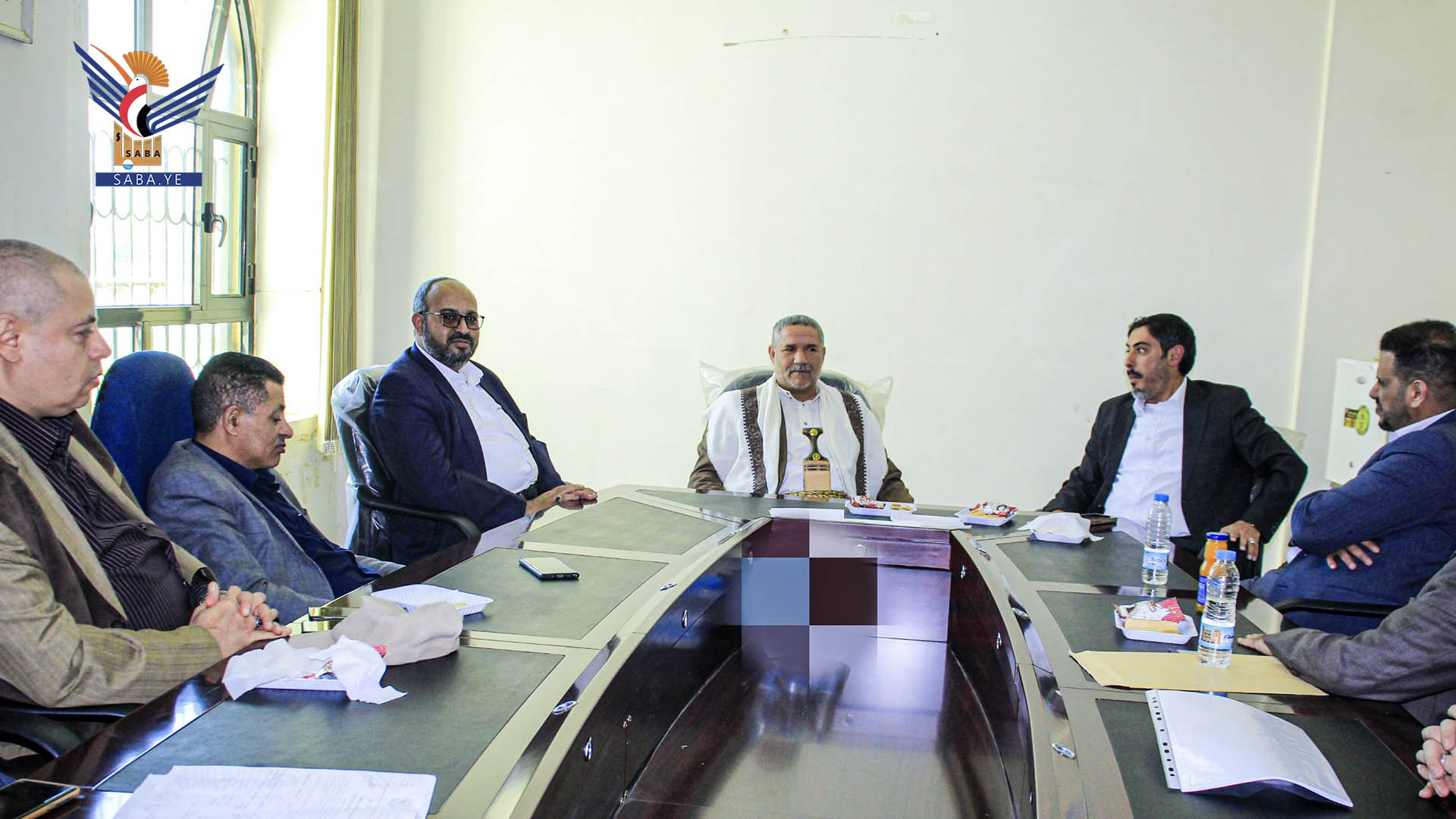 وزير الشباب والرياضة يلتقي رئيس شركة " يو" وزير الشباب والرياضة يلتقي رئيس شركة " يو"