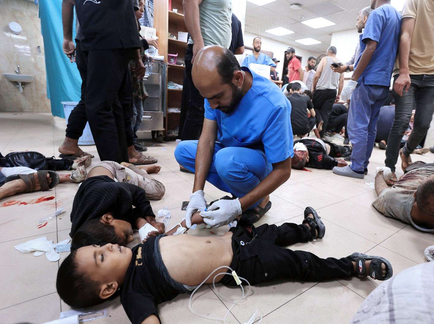 "الأورومتوسطي": مجزرة دير البلح تجسّد سياسة "إسرائيل" في تجويع الغزيين وقتلهم