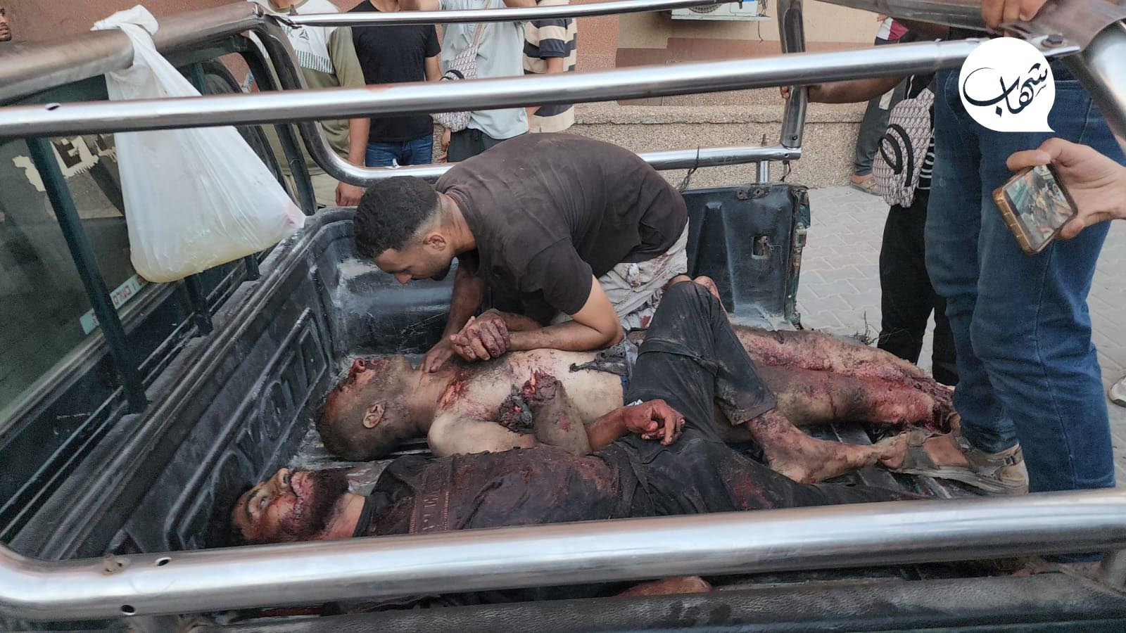 استشهاد 20 فلسطينيا في مجزرة صهيونية جديدة شرق خانيونس استشهاد 20 فلسطينيا في مجزرة صهيونية جديدة شرق خانيونس