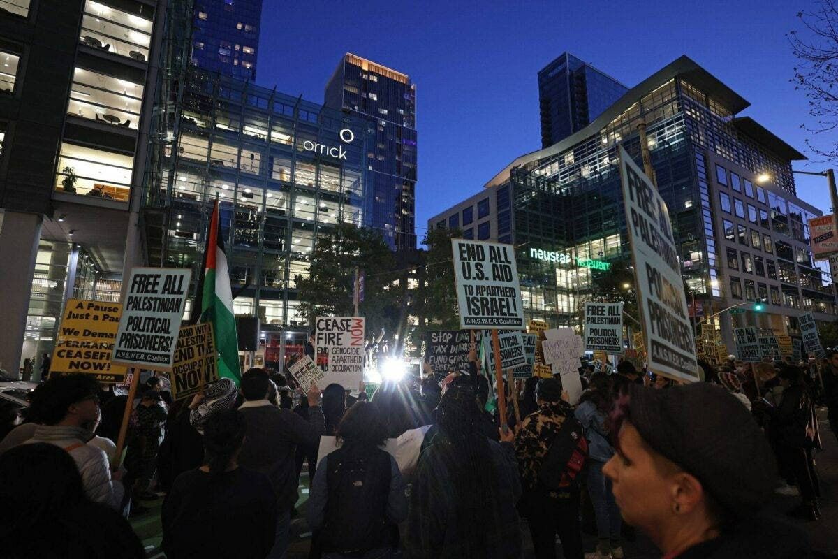 الرأسمالية أداة صهيونية لاستعباد الشعوب