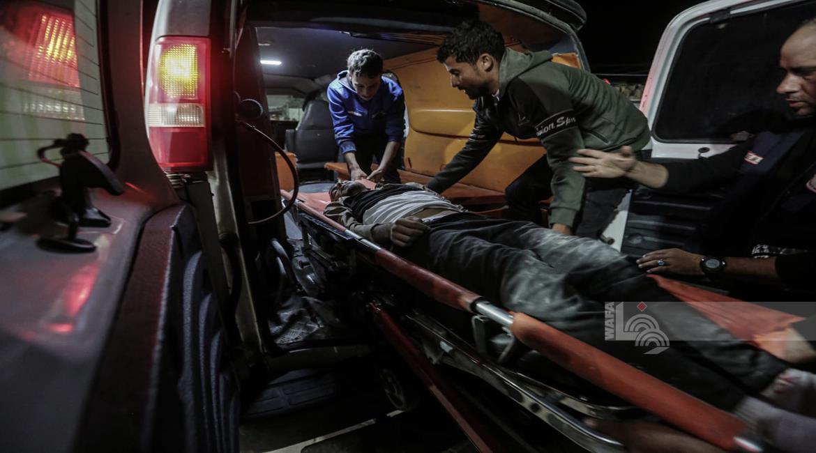 سبعة شهداء فلسطينيين وعدد من الجرحى إثر قصف العدو الصهيوني منزلا في مخيم (1) بالنصيرات