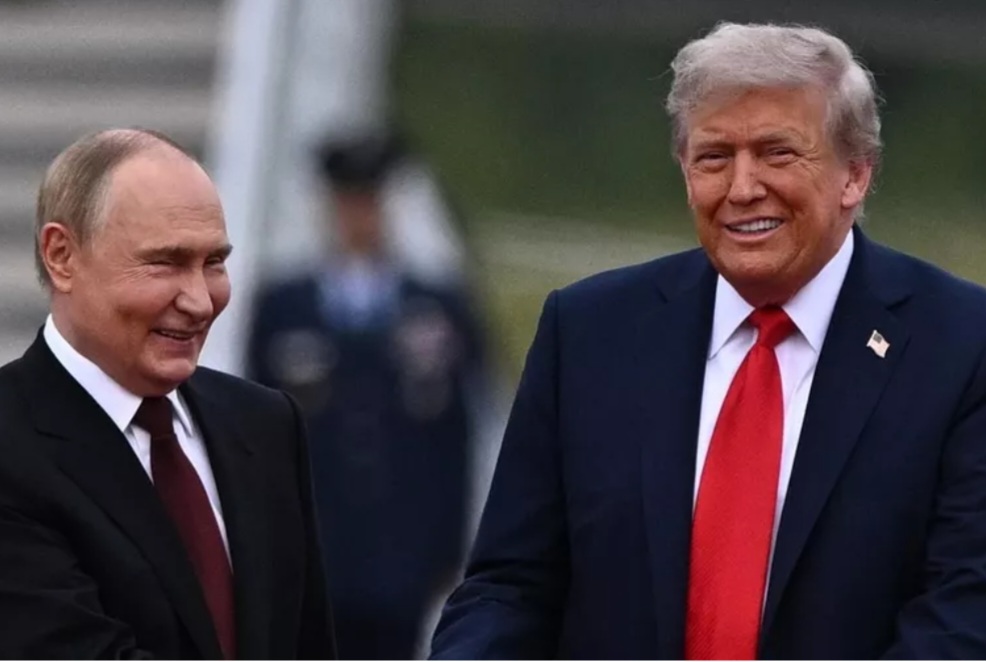 ترامب : الصراع في أوكرانيا أعقد من قضايا الشرق الأوسط