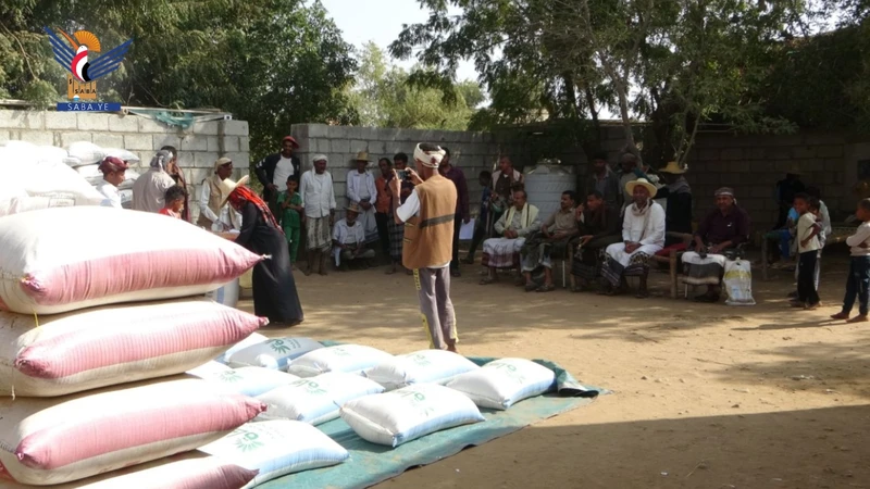 تدشين صرف الزكاة العينية من الحبوب لـ176 مستفيداً بمديرية القناوص