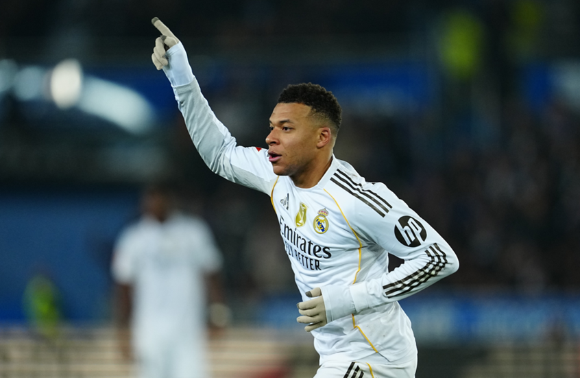 ريال مدريد يتغلب بصعوبة على ألافيس في الليجا