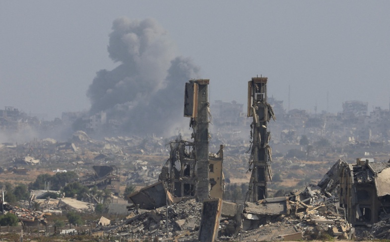 استشهاد فلسطيني وإصابة 5 آخرين بقصف صهيوني على حي الزيتون في مدينة غزة